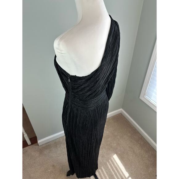 Gently Used Saylor Alora Black Metallic One Shoulder Midi Dress - M - Picture 7 of 9